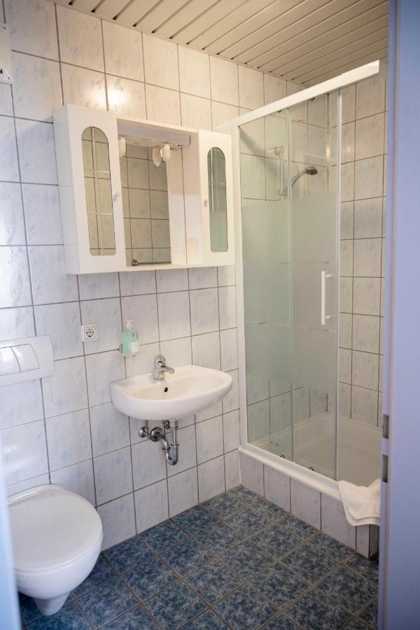 Hotel Aprico à Traismauer Extérieur photo